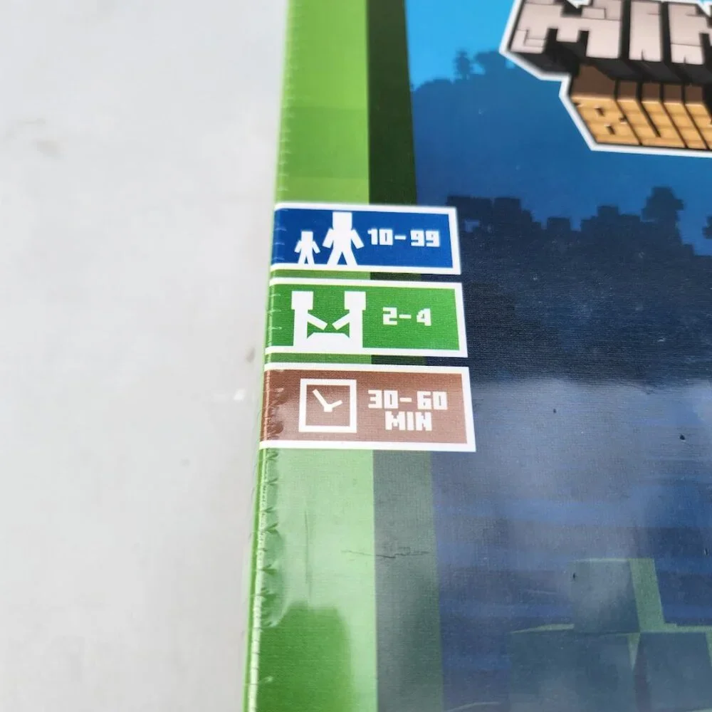 NEW Ravensburger Minecraft Board Game Builders & Biomes Strategy Game Ni…